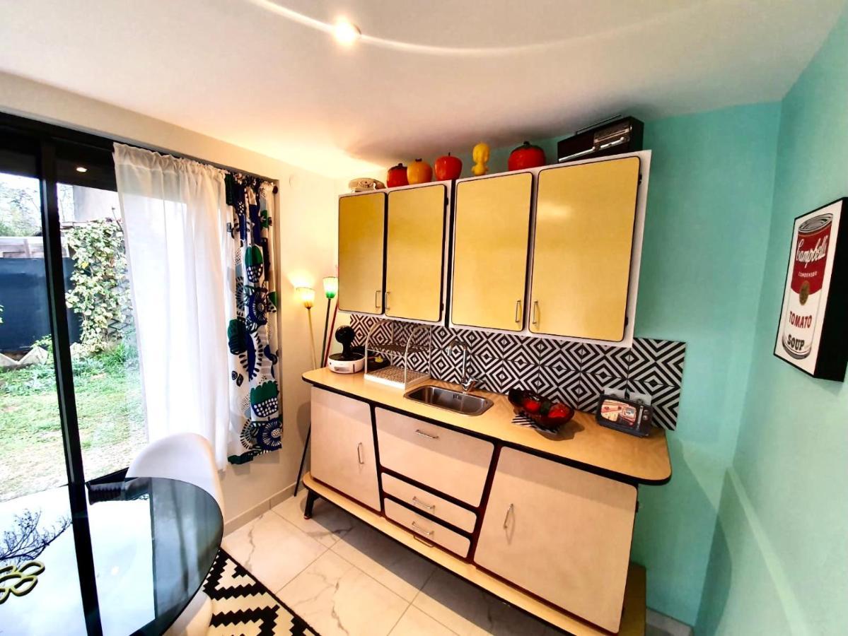 La Maison Pop Appartement Meuble Independant Avec Jardin 伊泽尔河畔的罗曼 外观 照片