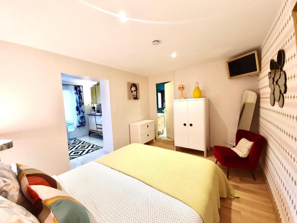 La Maison Pop Appartement Meuble Independant Avec Jardin 伊泽尔河畔的罗曼 外观 照片